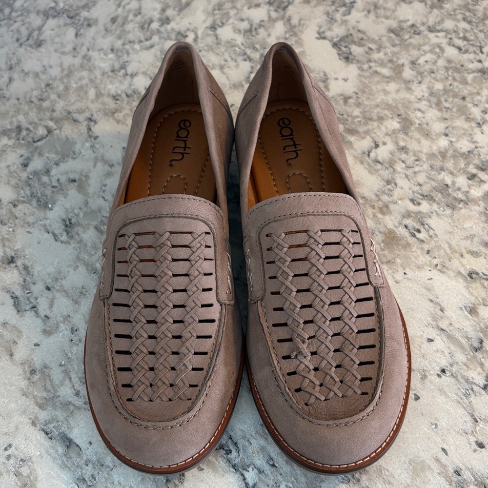 Earth Women's Elona Casual Slip On Round Toe Loafers Size 8.5 M